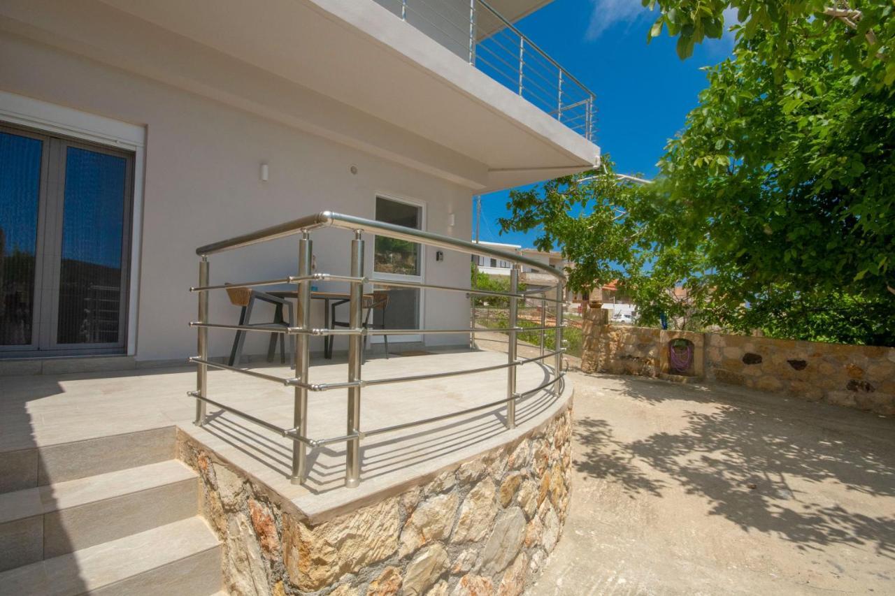 Arismari House Apartment Ravdhoukha Exterior photo